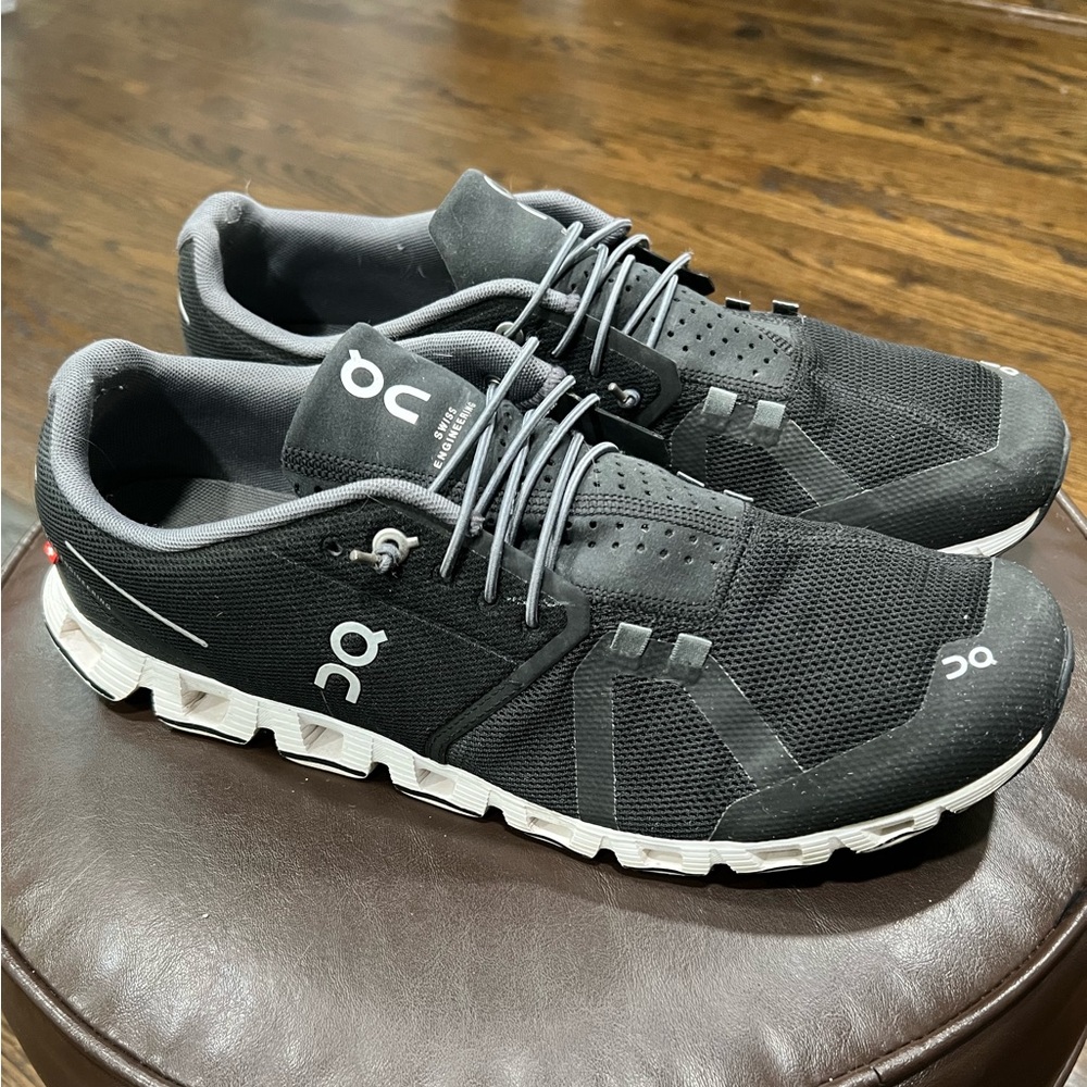 Black On Cloud Men’s Size 12.5 Sneakers